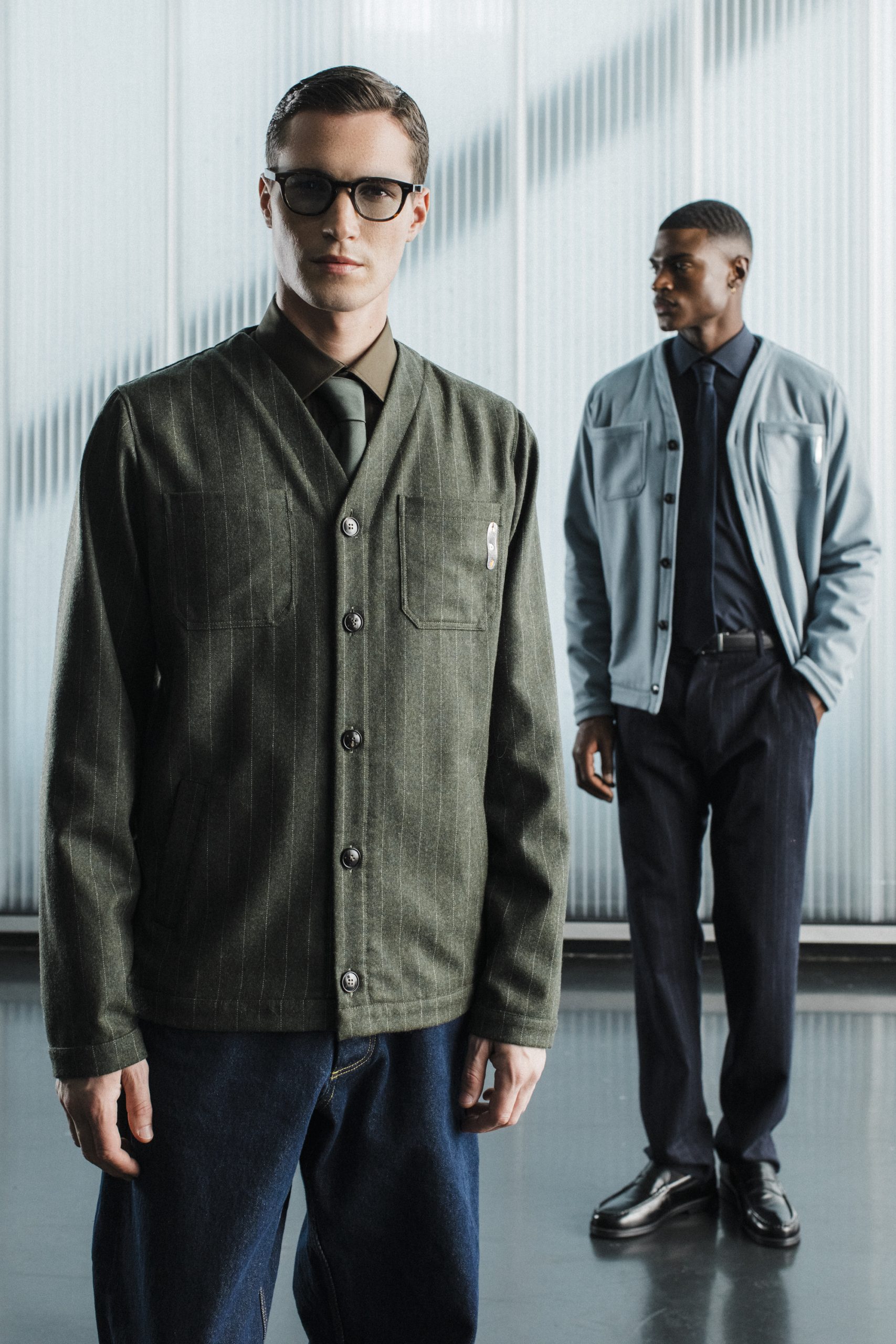 Casaco curto em fazenda com botões - Image 2